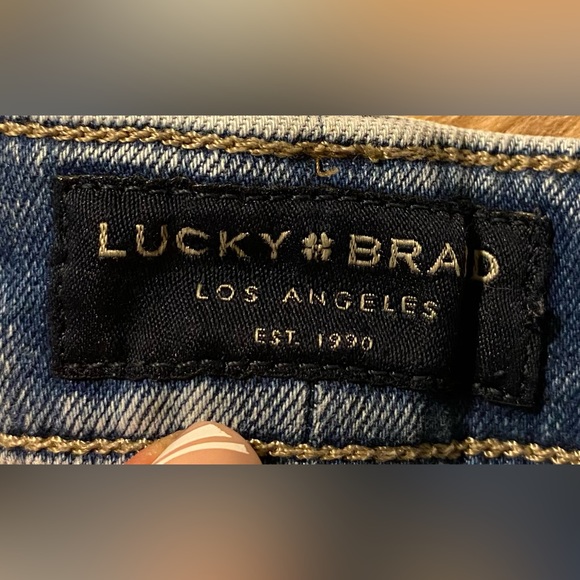 Lucky Brand skinny distressed woman’s jeans - Picture 7 of 7